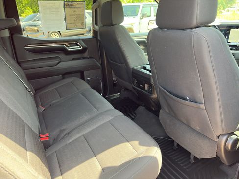 Used 2024 Chevrolet Silverado 1500 LT AWD/4WD image 15