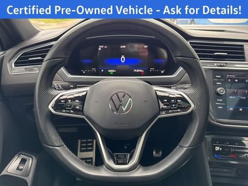Certified 2023 Volkswagen Tiguan SE R-Line AWD/4WD image 11