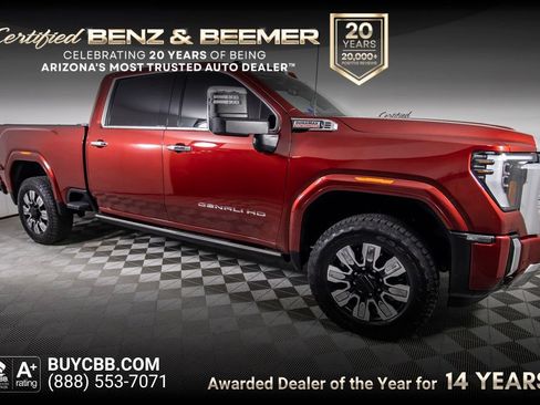 Used 2024 GMC Sierra 2500 Denali w/ Denali Reserve Package AWD/4WD image 1