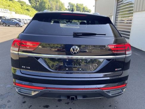 Used 2021 Volkswagen Atlas Cross Sport SE image 15