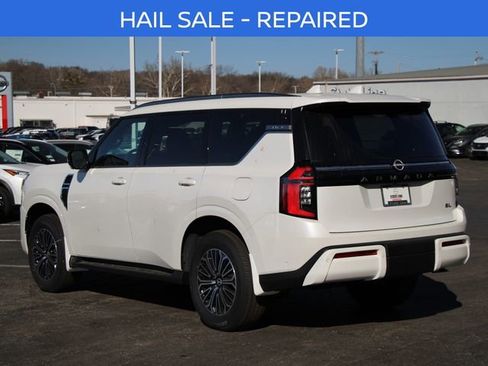 New 2026 Nissan Armada SL w/ Captain's Chari Seat Package AWD/4WD image 3