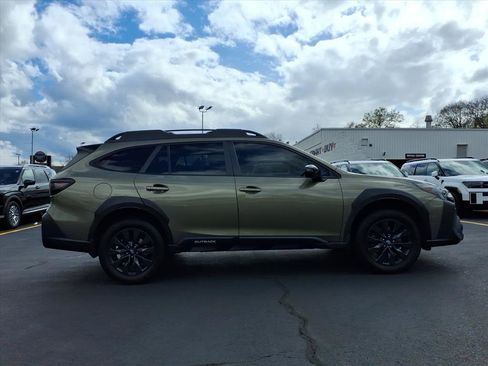 Used 2023 Subaru Outback Onyx Edition AWD/4WD image 4