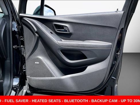 Used 2020 Chevrolet Trax Premier AWD/4WD image 26