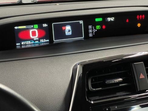 Used 2021 Toyota Prius Prime LE w/ Carpet Mat Package (TMS) image 25
