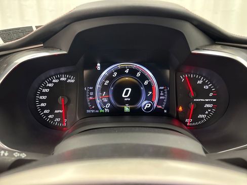 Used 2018 Chevrolet Corvette Stingray Convertible image 15