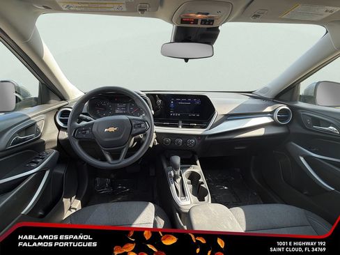 Certified 2024 Chevrolet Trax LS w/ LS Convenience Package FWD image 24