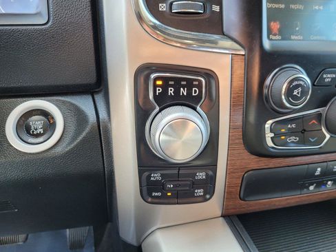 Used 2015 RAM 1500 Laramie w/ Convenience Group AWD/4WD image 28