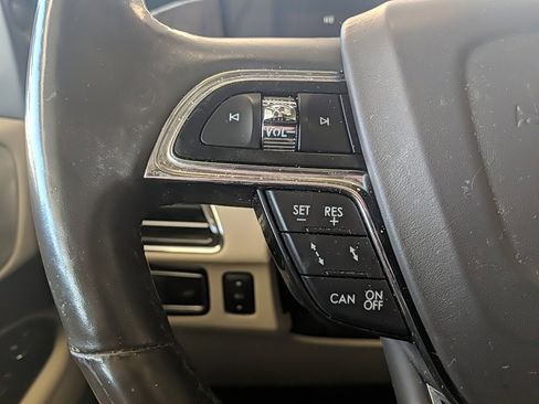 Used 2020 Lincoln Navigator Reserve w/ Luxury Package image 18