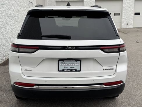 Used 2023 Jeep Grand Cherokee Limited image 9