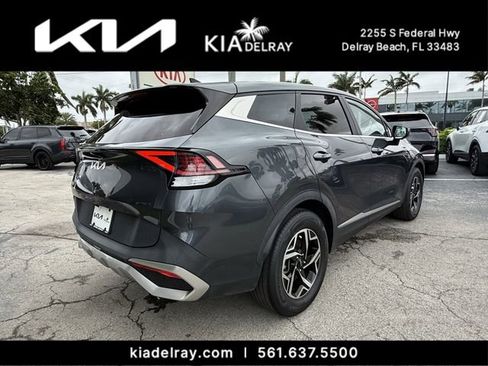 Used 2023 Kia Sportage LX FWD image 3