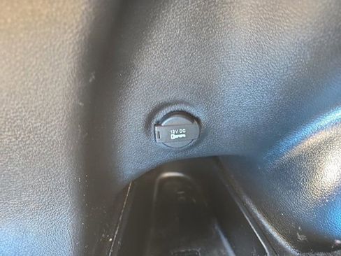 Used 2023 Jeep Compass Latitude AWD/4WD image 13