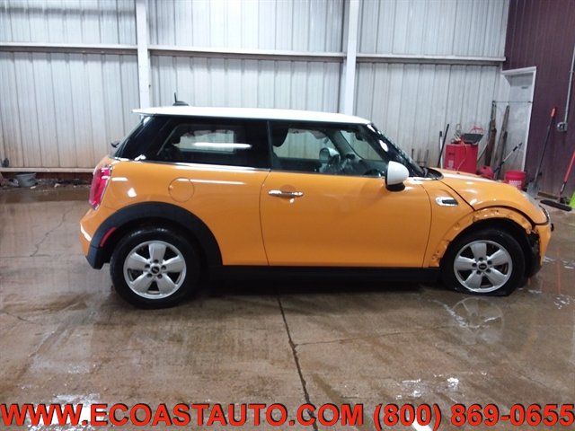 Used 2015 MINI Cooper 2-Door Hardtop FWD image 6