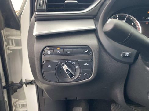 Used 2021 INFINITI QX50 Sensory image 15