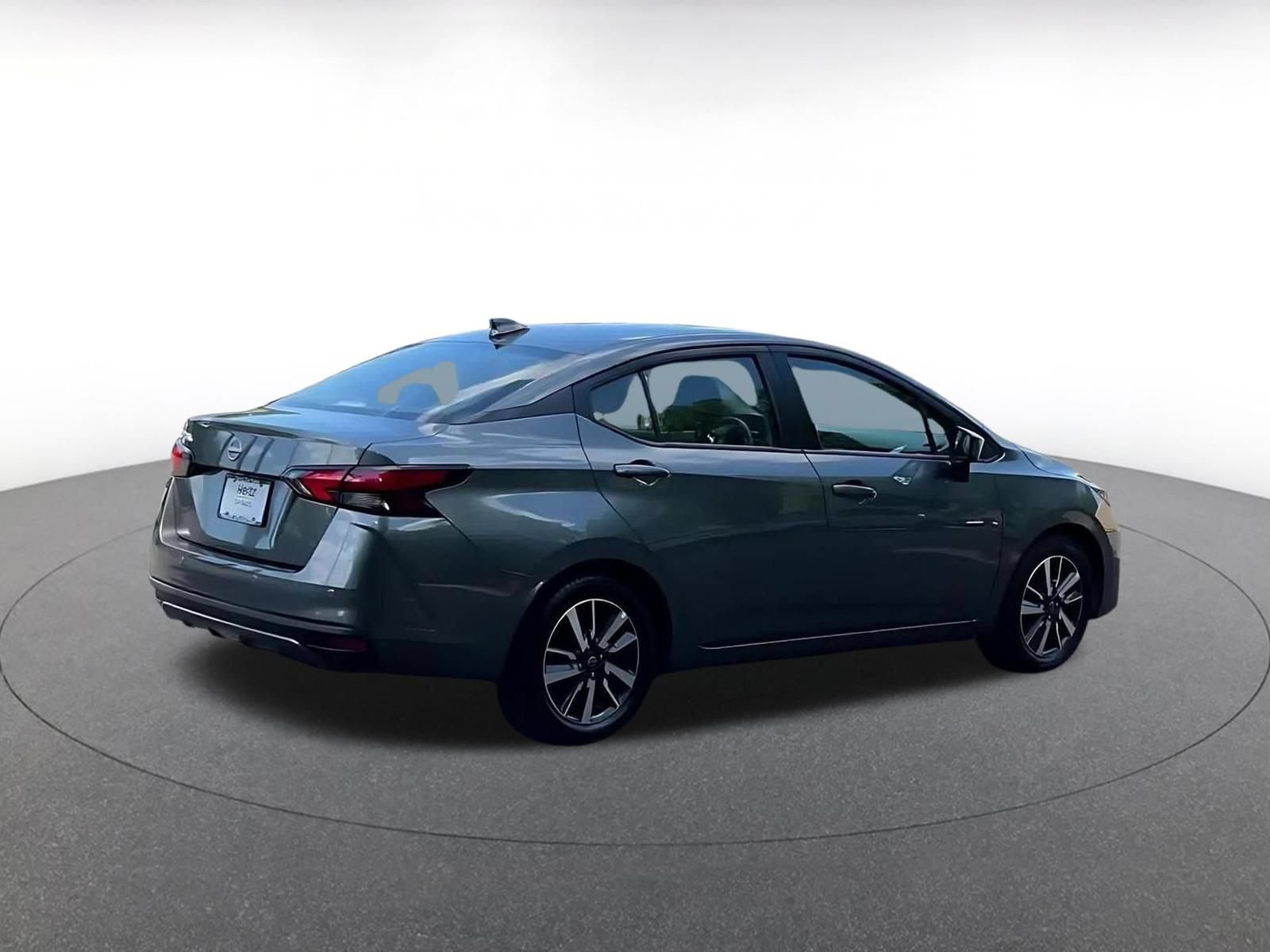 Used 2025 Nissan Versa SV FWD image 13