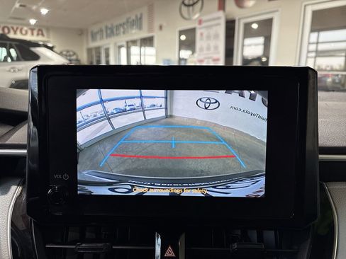 Certified 2024 Toyota Corolla SE image 18