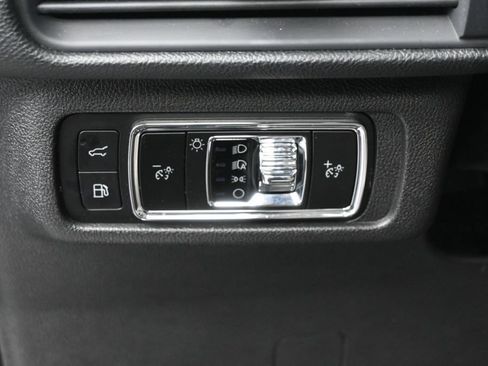 Used 2024 Lincoln Corsair Grand Touring AWD/4WD image 16