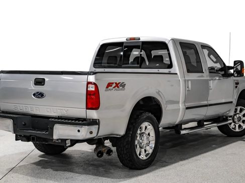Used 2010 Ford F250 Lariat AWD/4WD image 5