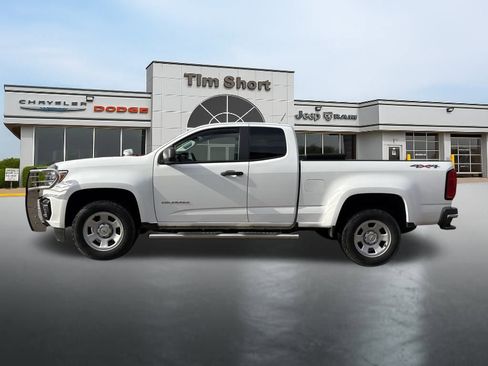 Used 2022 Chevrolet Colorado W/T image 2