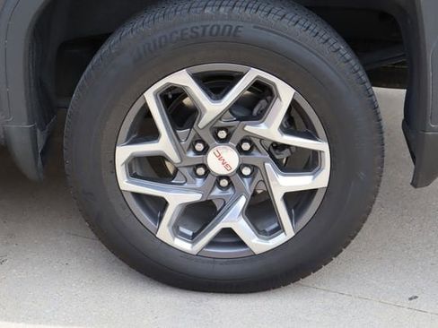 Used 2024 GMC Sierra 1500 SLT RWD image 29