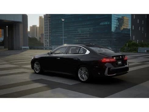 New 2025 BMW 530i image 2