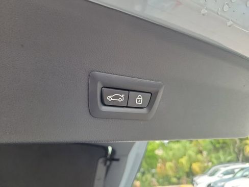 Used 2023 BMW X4 M40i AWD/4WD image 10