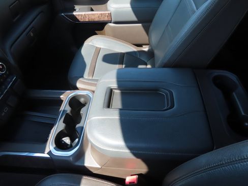 Used 2020 GMC Sierra 3500 Denali image 44