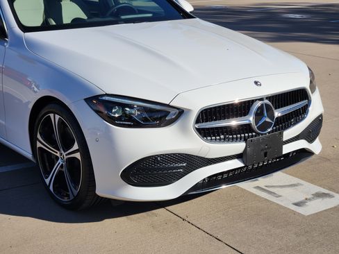 Used 2023 Mercedes-Benz C 300 Sedan image 8