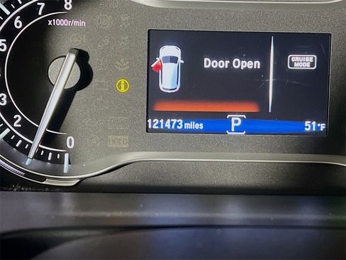 Used 2017 Honda Pilot Elite image 12