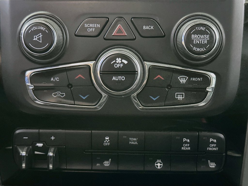 Used 2014 RAM 1500 Sport w/ Remote Start & Security Group RWD image 19