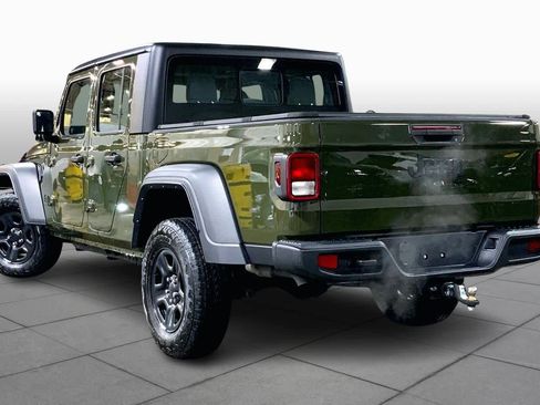Used 2022 Jeep Gladiator Sport image 12