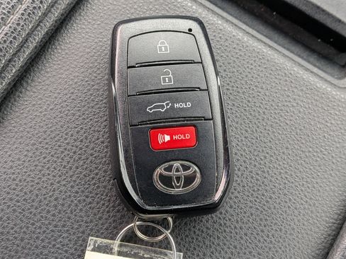 Used 2024 Toyota Grand Highlander Limited image 40