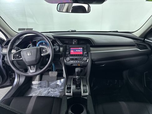 Used 2020 Honda Civic LX image 3