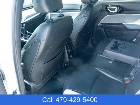 Used 2025 Jeep Compass Limited AWD/4WD image 29