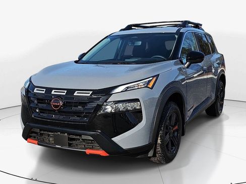 New 2026 Nissan Rogue SV AWD/4WD image 9