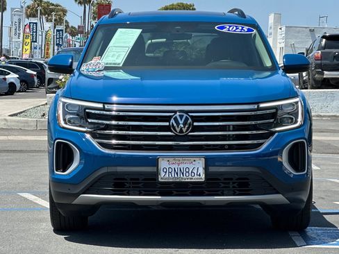 Used 2025 Volkswagen Atlas SE FWD image 9