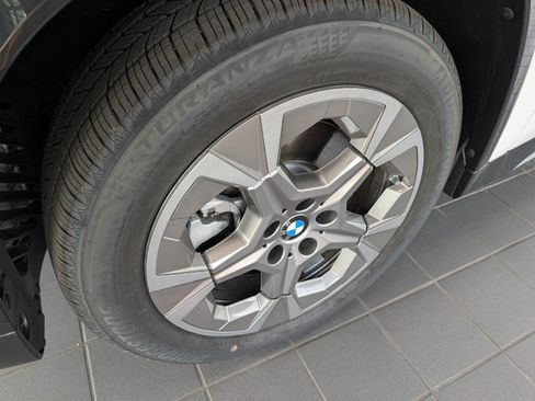 New 2026 BMW X1 xDrive28i w/ Technology Package AWD/4WD image 9
