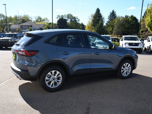Used 2026 Ford Escape Active w/ Cold Weather Package image 7