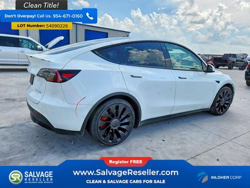 Used 2022 Tesla Model Y Performance AWD/4WD image 4