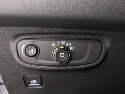 Used 2023 GMC Terrain SLE w/ Driver Convenience Package AWD/4WD image 22