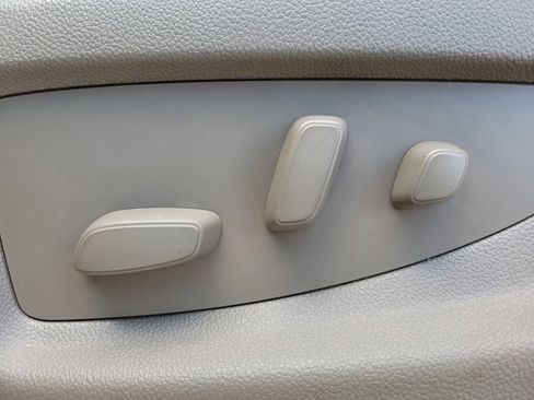 Used 2019 Chevrolet Tahoe Premier image 21