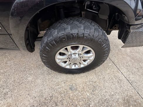 Used 2018 RAM 3500 Laramie Longhorn w/ Longhorn Southfork Package image 15