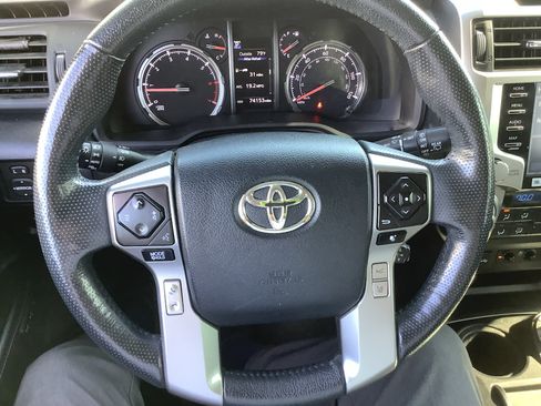 Used 2023 Toyota 4Runner Limited AWD/4WD image 15