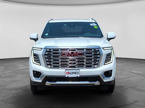 Used 2025 GMC Yukon Denali AWD/4WD image 2