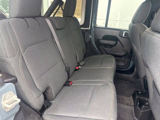 Used 2024 Jeep Wrangler Unlimited Sport AWD/4WD image 28