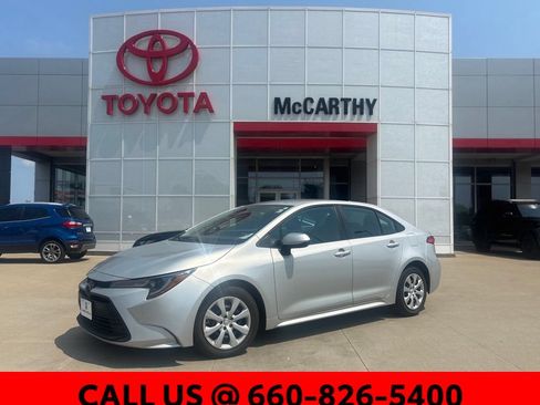 Used 2023 Toyota Corolla LE FWD image 1