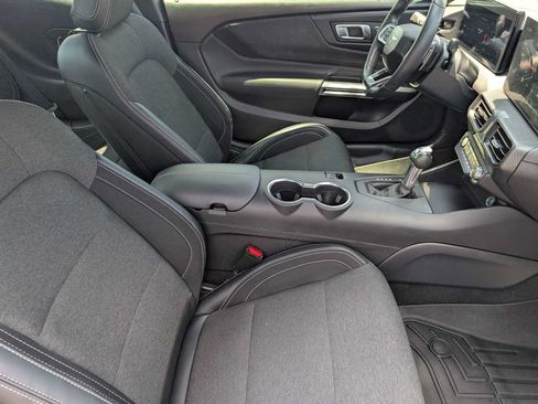 Used 2025 Ford Mustang GT RWD image 29