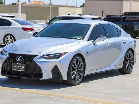 Used 2024 Lexus IS 300 F Sport RWD image 3