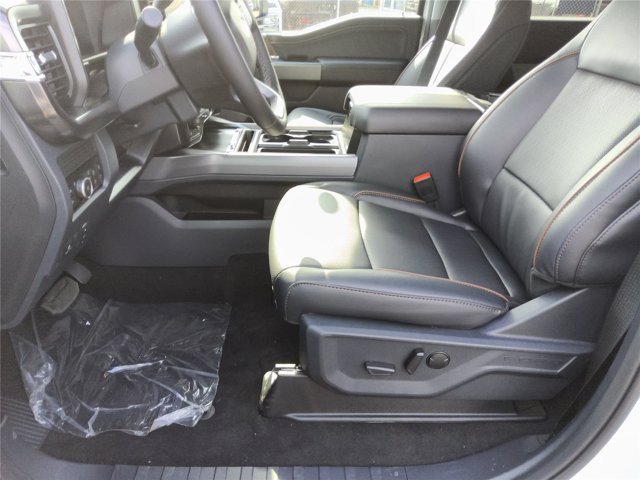 New 2026 Ford F250 Lariat w/ Black Appearance Package AWD/4WD image 16