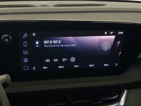 Used 2025 Buick Envista Preferred image 20