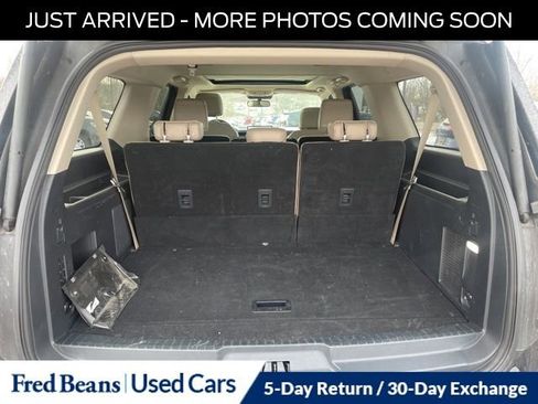 Used 2022 Ford Expedition Max Limited image 17